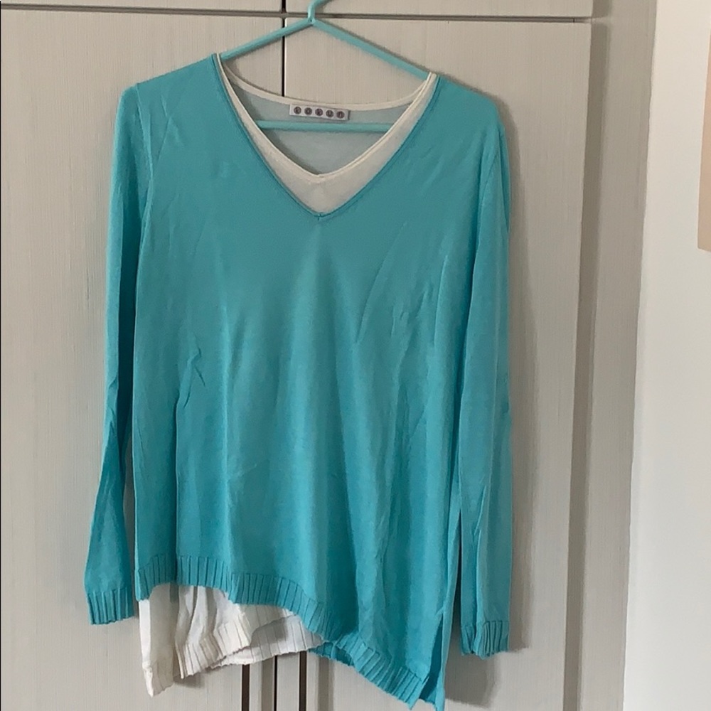 blue and white one-piece bamboo & cashmere sweater